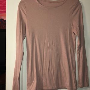 Plain pink tee